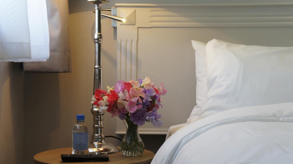 Abergavenny Hotel Habitación foto
